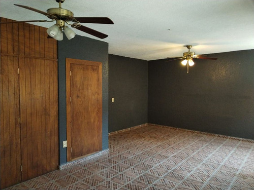 Casa En Privada En Tlaltenango, Cuernavaca, Morelos - Crb-792-dpx