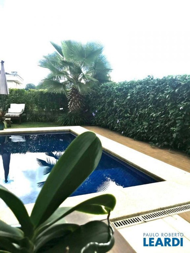 Imagem 1 de 15 de Casa Em Condomínio - Alphaville - Sp - 641660