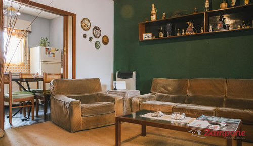 Venta De Casa Multifamiliarconstruida S/ Lote Propio De 454 M2, Ideal P/2 Familias -el Palomar