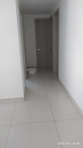 Imagen 6 de 19 de 2204-hermoso Apto Riomar-126 Mts2-$570-erneperval