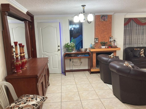 Imagen 5 de 30 de Precio Negociable. De Oportunidad. Venta De Casa En Conocoto Valle De Los Chillos