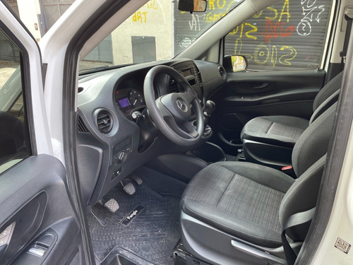 Mercedes Benz Vito 111 Cdi Furgón Mixto 4+1