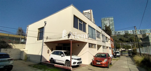 Casa Venta De 4 Dormitorios Viña Del Mar, Sector Hospitales