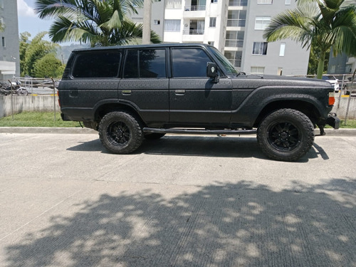 Toyota Land Cruiser 4.2 Fj60