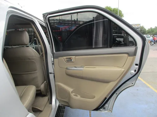 Toyota Fortuner Sr5 4x2 2700cc At Aa