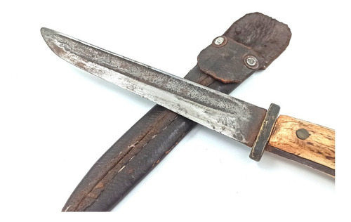 Cuchillo De Hoja Bayoneta (con Vaina) - Cuchilleria (Usado)