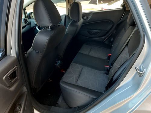 Ford Fiesta Kinetic Design 1.6 Design 120cv Titanium 2013