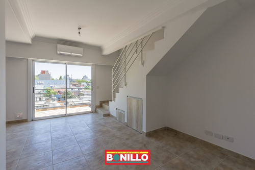 Imagen 2 de 30 de Departamento 2 Ambientes Venta Parque Chas