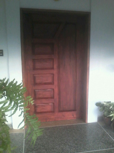 Puertas En Madera De Cedro Macizas.