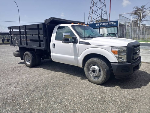 Imagen 7 de 16 de Ford F-350 Plataforma