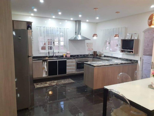 Imagem 6 de 15 de Sobrado Para Venda Por R$750.000,00 Com 3 Dormitórios, 2 Vagas E 2 Banheiros - Jardim Pedro José Nunes , São Paulo / Sp - Bdi35789