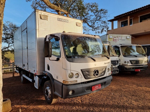 Imagem 15 de 15 de Mercedes Accelo 815 Ano 2014 Baú Randon 3/4 Baú Randon