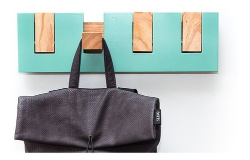 Imagen 2 de 10 de Perchero De Pared Madera Lustrada Y Laqueada 4 Perchas Escandinavo Nordico