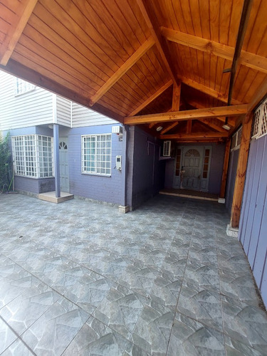 Excelente Casa En Calle O'higgins, Jardines De Santa María