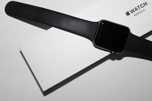 Gps iwatch 3 sales