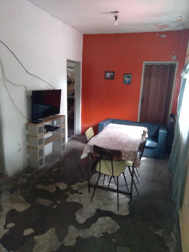 Imagen 5 de 10 de Casa 4 Ambientes A Remodelar En Villa Luzuriaga
