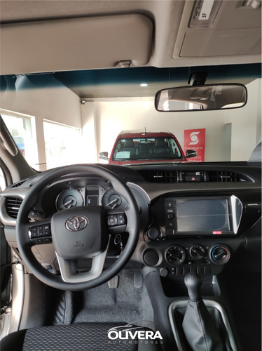 Toyota Hilux 2.4 D.cab. T.dsl Sr