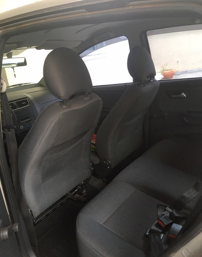 Imagem 6 de 15 de Volkswagen Fox Trend 1.0 Total Flex 5p Ano 2012