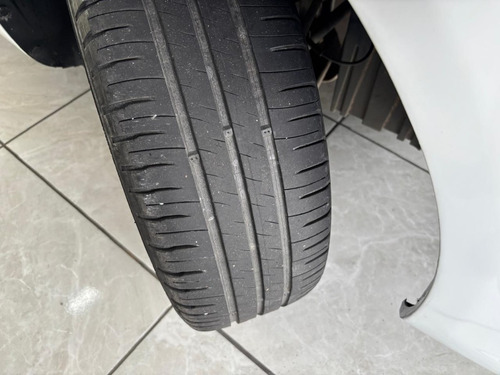 Nissan Versa 1.6 16V FLEXSTART SV 4P MANUAL
