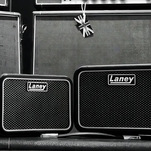 Mini Amplificador Laney Mini para Guitarra Mini Stb Superg de 2 canales Negro 9V