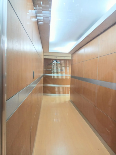 Oficinas En Avenida Bolivar, Valencia. Cc Camoruco. (soscap-03)