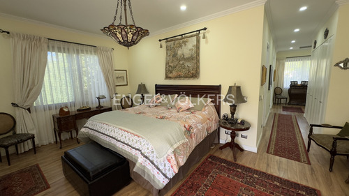 Venta Espectacular Casa En Mitrinhue