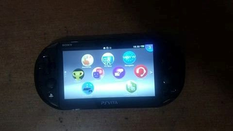 Psvita En Excelente Estado Poco Uso