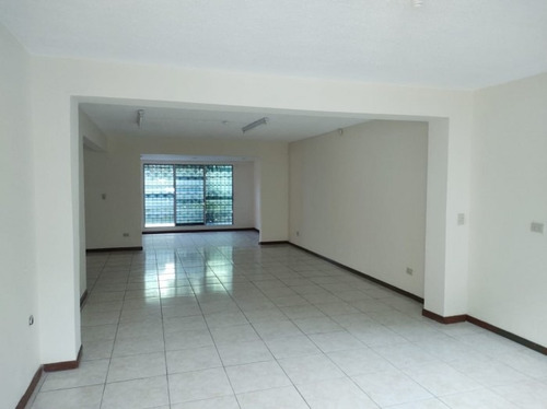 Imagen 3 de 4 de Alquilo Propiedad Comercial San Benito Calle Principal - Pac-002-09-20-2