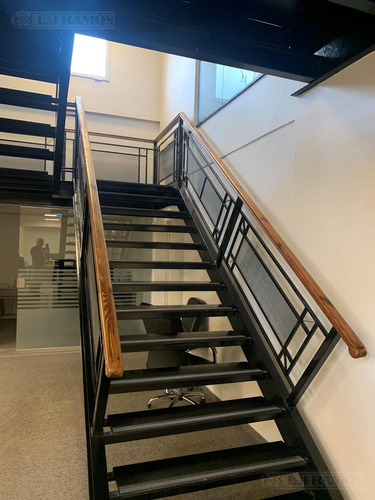 Edificio De Oficinas En Venta En Vicente Lopez