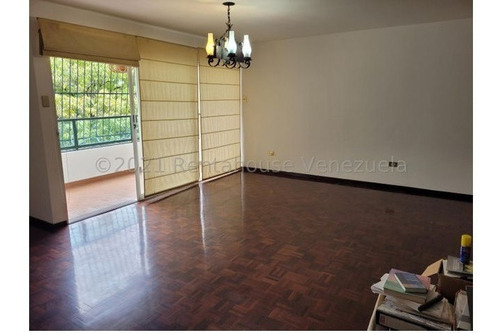 Imagen 4 de 11 de Rf Apartamento En Venta En Santa Eduvigis Para Remodelar Muy Bien Mantenido Buena Oportunidad Mls #22-11168 Isabel Fragozo Rent A House
