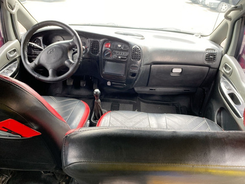 Imagen 15 de 25 de Hyundai Starex Panel 2007