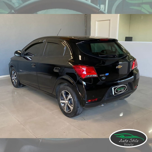 Imagem 10 de 10 de Chevrolet Onix Ltz