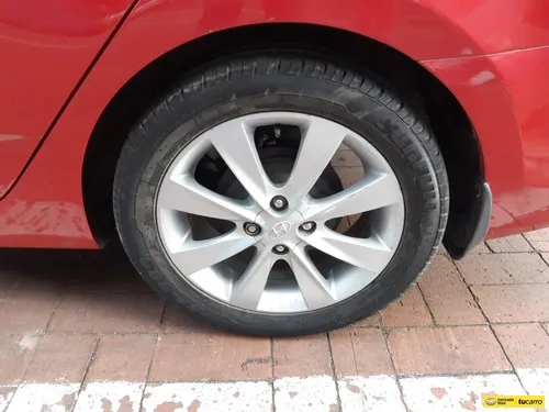 Hyundai I25 1.6cc Tp Aa 4x2