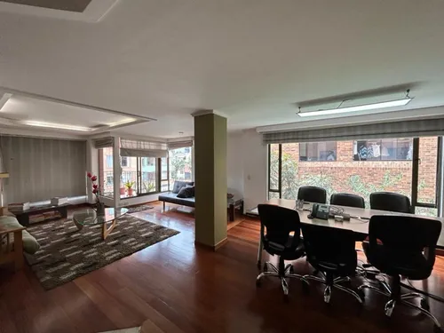 Apartamento En Venta En Chicó Navarra. Cod V11989