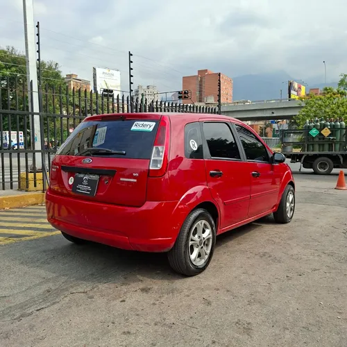 Ford Fiesta Max 2009