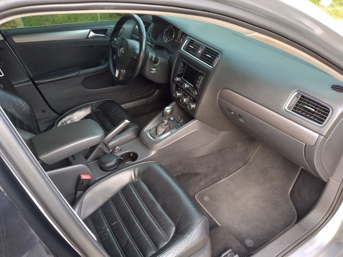 Imagem 9 de 15 de Volkswagen Jetta 2013 2.0 Tsi Highline 4p 200 Hp