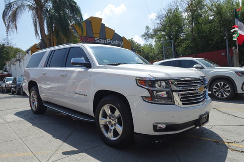 Imagen 1 de 13 de Chevrolet Suburban Ltz 2015
