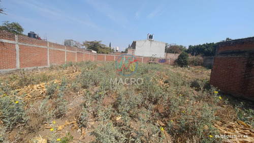 Terreno En Venta En Col. Tetelcingo Totalmente Bardeado.