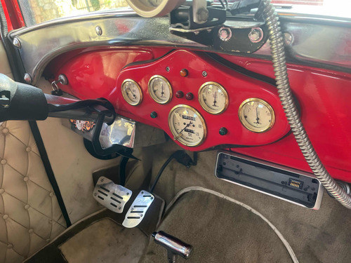 Ford 1929 Hot Rod V8 302 Aut.