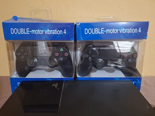 PS4 500GB コントローラー カセット Playstation 4 500gb Com 2 Jogos Originais E 2 Controles Novo
