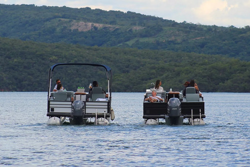 Lancha Ventura Pontoon 250 Zero Fluvimar Solara V-cat Vcat
