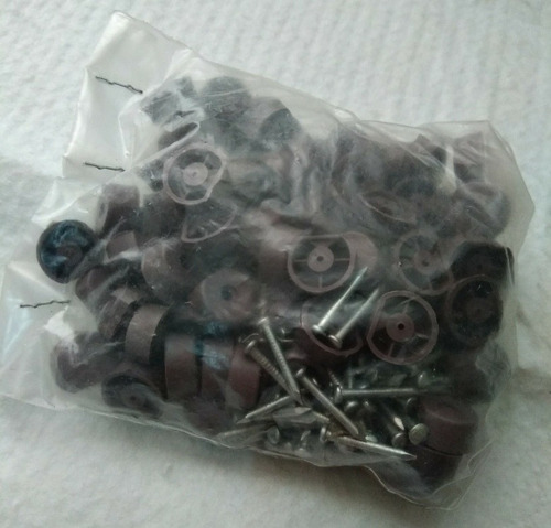 Soporte Plástico Marrón Para Entrepaños