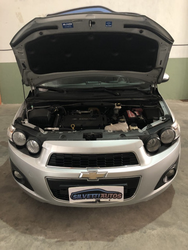 Imagen 8 de 17 de Chevrolet Sonic Lt 2013