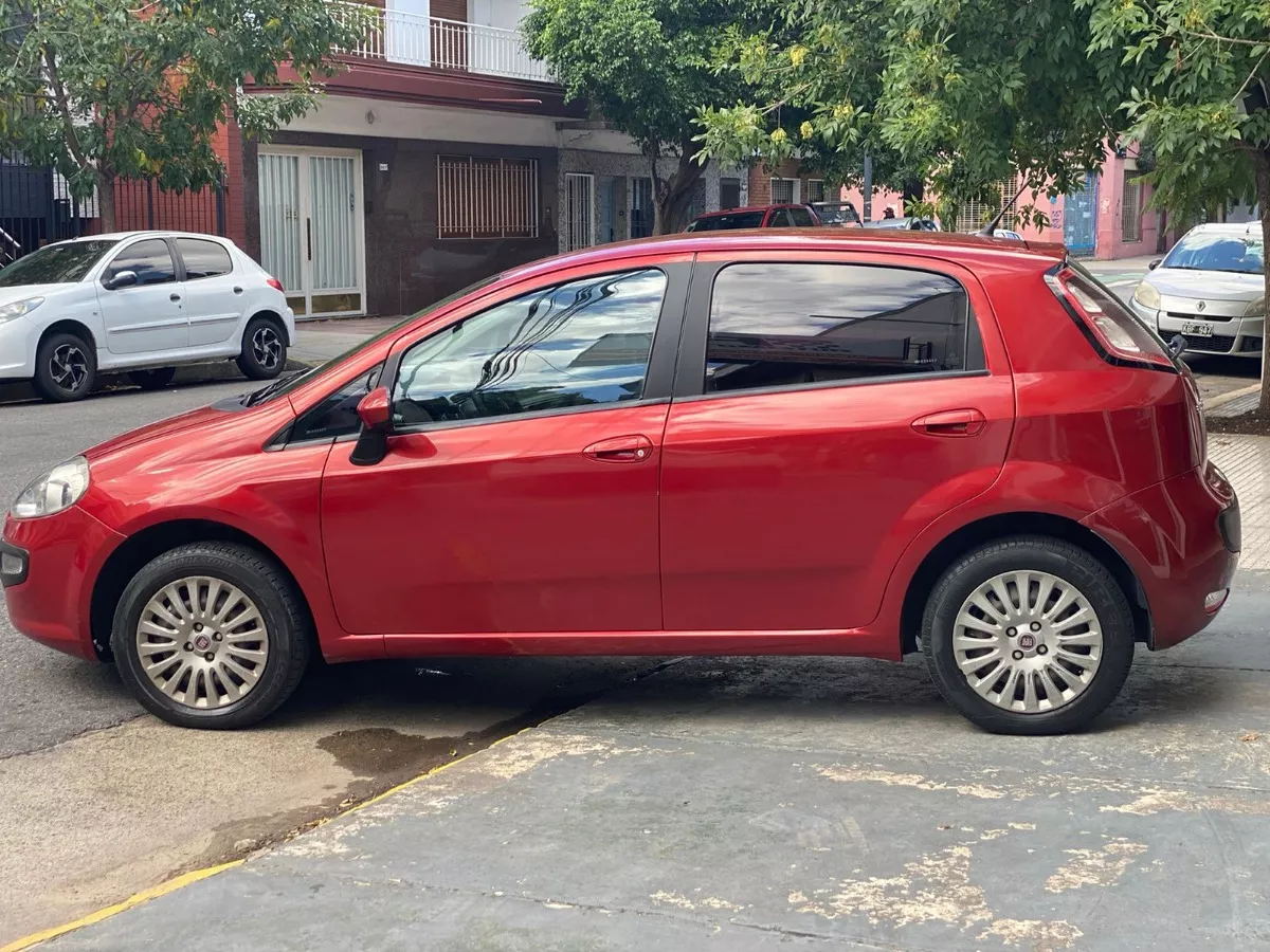 Fiat Punto 1.4 Attractive C/radio Integrada