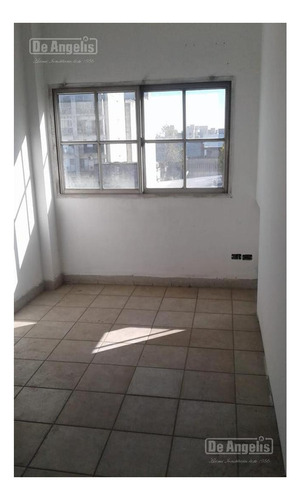 Imagen 8 de 17 de Cuatro Oficinas - Moron - Al Frente
