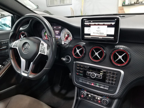 Imagem 13 de 15 de Mercedes A 250 2015 2.0 Sport Turbo