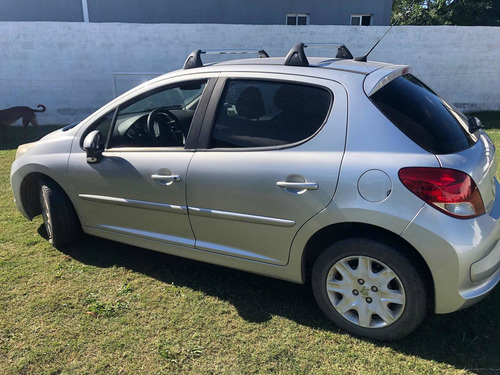 Peugeot 207 1.4 Active 75cv 2011