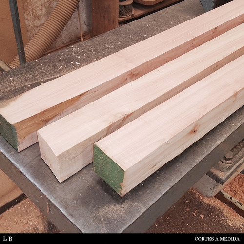 Madera Saligna De 1 X 2 Precio Por Metro En Bruto. Clavadera