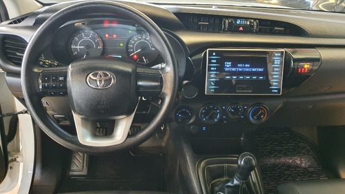 Imagem 12 de 15 de Toyota Hilux 2.8 Cd 4x4