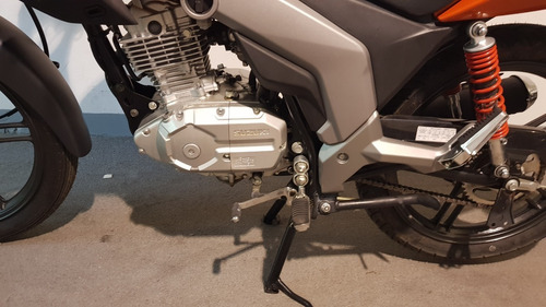 Imagen 12 de 17 de Suzuki Gsx 125 Naked 0km